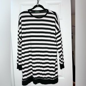 ARABVL collection men’s black & white long sleeve striped shirt - L